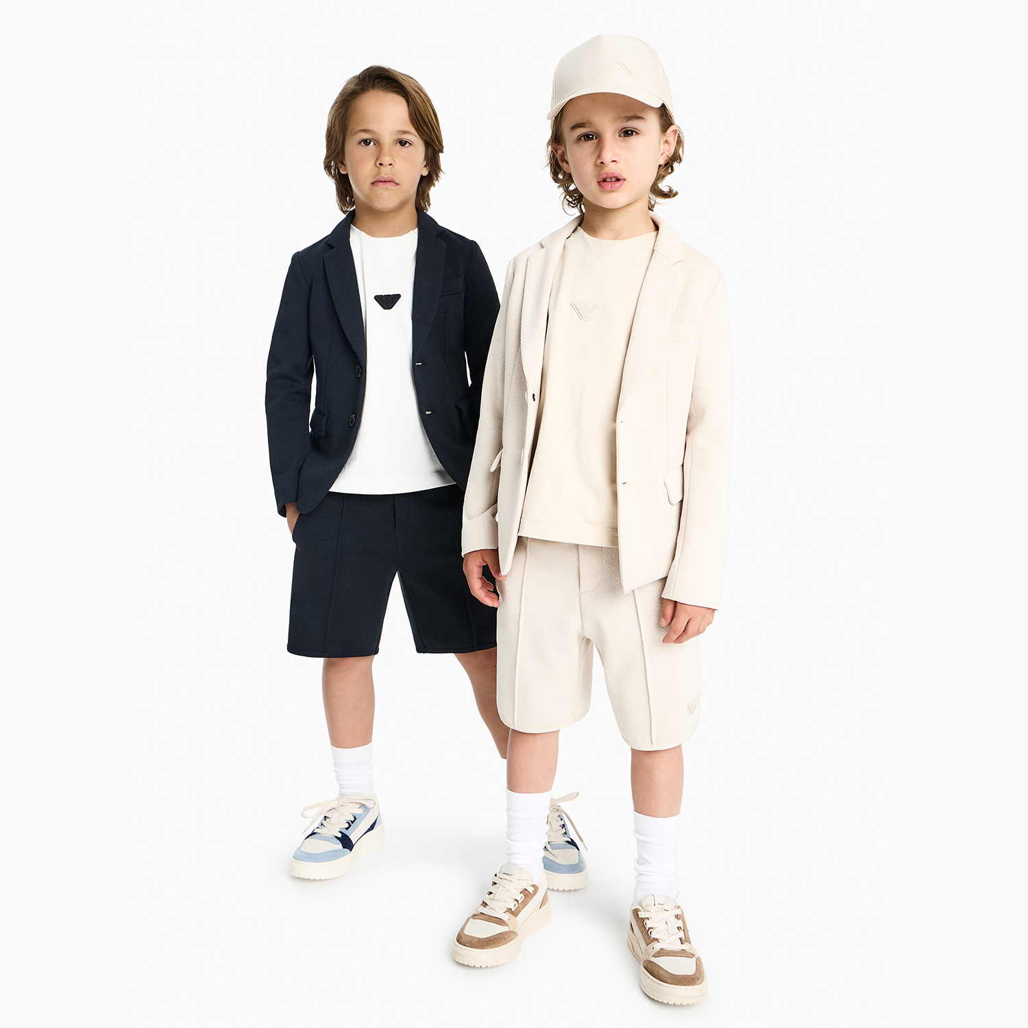 EB000943AF13715_U0003